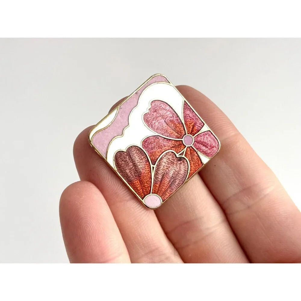 Enameled  Pink & Orange Gold Toned Floral Vintage Costume Jewelry Brooch